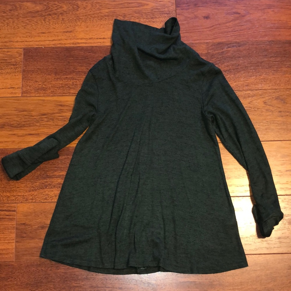 Lazy Sunday Green Turtleneck. Size S. - image 1